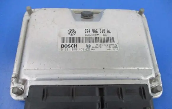 Volkswagen Transporter - Caravelle T4 Engine control unit/module ECU 074906018AL