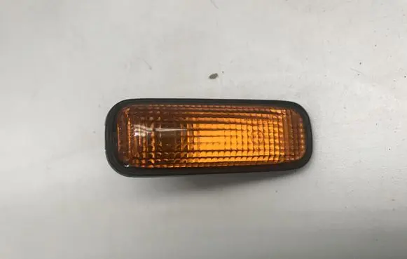 Honda HR-V Front fender indicator light