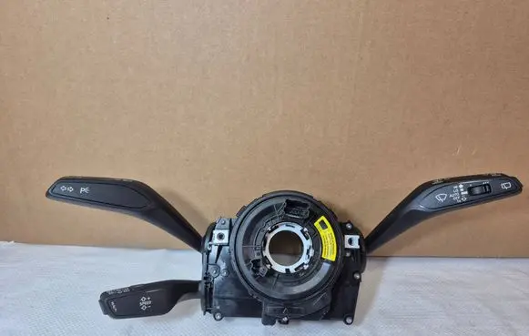Wiper turn signal indicator stalk/switch
