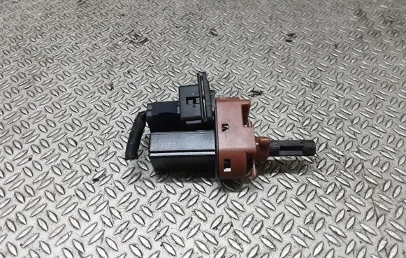 Clutch pedal sensor