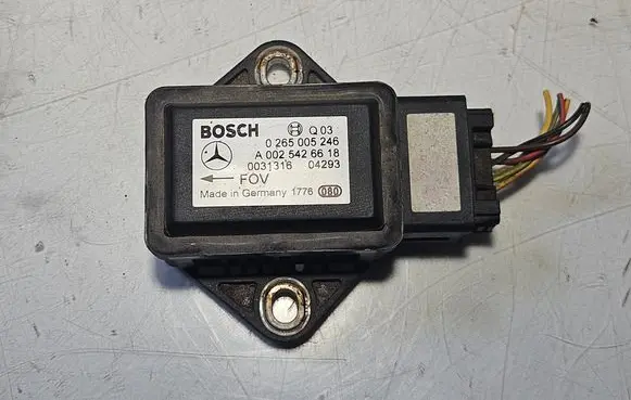 Mercedes-Benz Vito Viano W639 ESP acceleration yaw rate sensor A0025426618 0265005246
