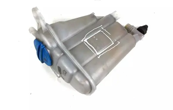 Audi A5 8T 8F Coolant expansion tank/reservoir 8K0121403Q