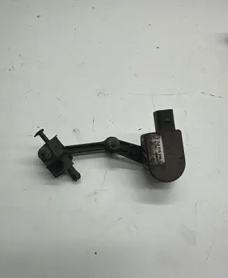 Audi Q7 4L Headlight/headlamp level sensor 7L6616213 15160100832