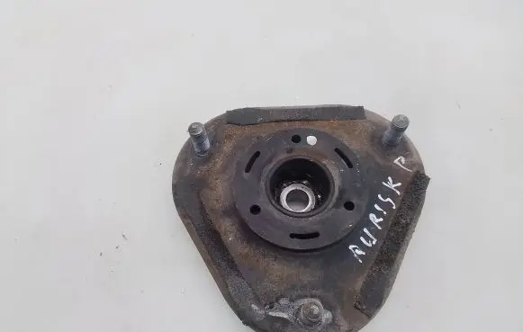 Toyota Auris 150 Front upper strut mount 