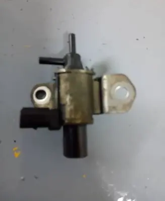 Ford Focus Turbo solenoid valve 3S4G9J559 667467160