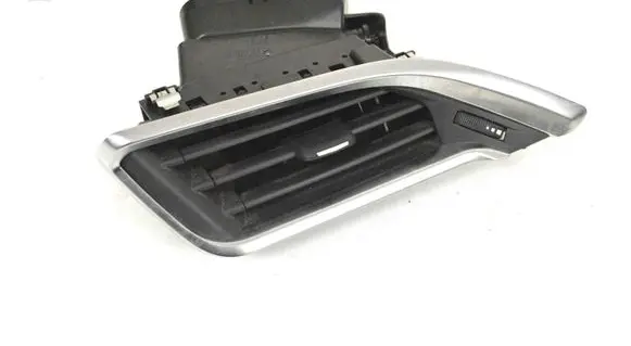 Peugeot 2008 II Dashboard air vent grill cover trim 9633131777