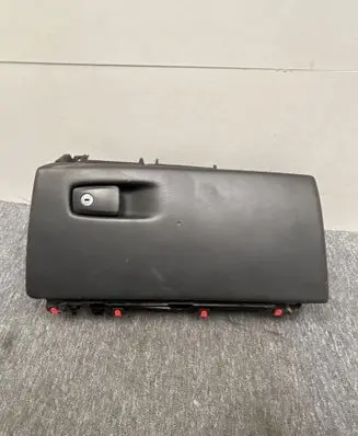 BMW X5 F15 Glove box T0507114 1175788X