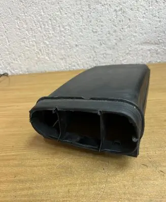 BMW 7 E65 E66 Air filter box cover 64318379958 F2441