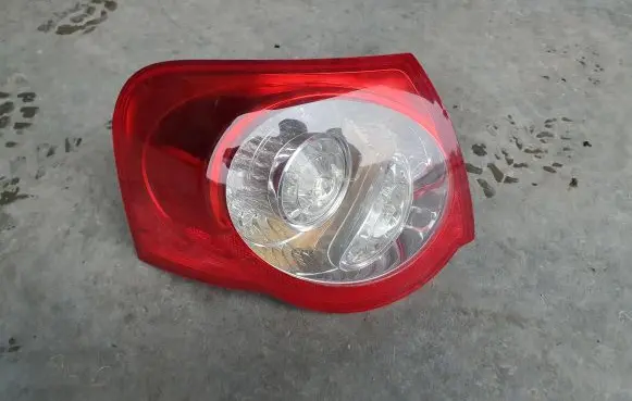 Volkswagen PASSAT B6 Rear/tail lights 3C9945095C