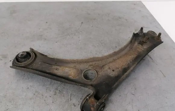 Skoda Superb B6 (3T) Front lower control arm/wishbone