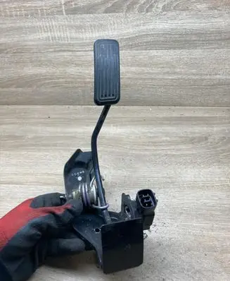 Toyota Verso Accelerator throttle pedal 7811135030