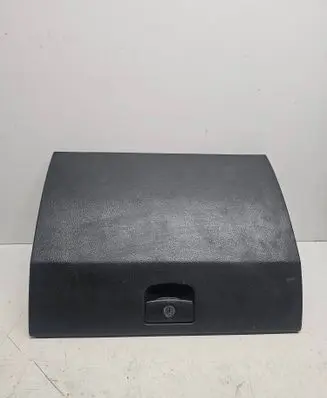 Glove box
