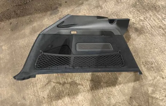 Porsche Cayenne (9Y0 9Y3) Trunk/boot side trim panel 9Y0867037