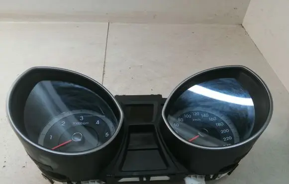 Hyundai i30 Speedometer (instrument cluster) 94004A6060 1100304290