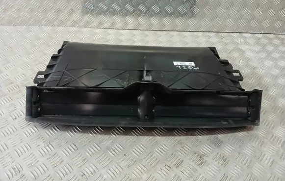 Tesla Model 3 Intercooler air guide/duct channel 1076732-00-H