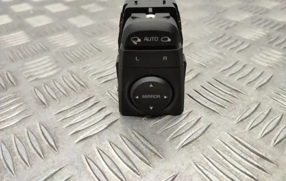 KIA Sportage Wing mirror switch 93530D9500