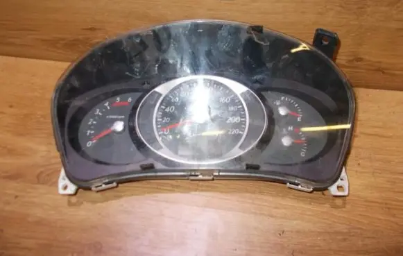 Hyundai Tucson JM Speedometer (instrument cluster) 940132e421