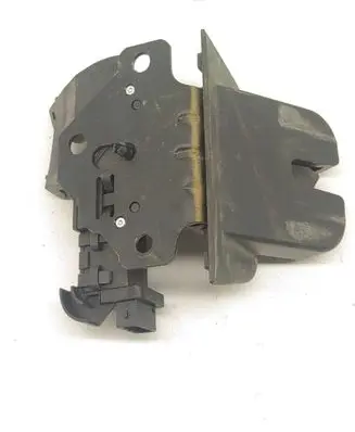 Audi A4 S4 B7 8E 8H Tailgate/trunk/boot lock/catch/latch 8P4827505C