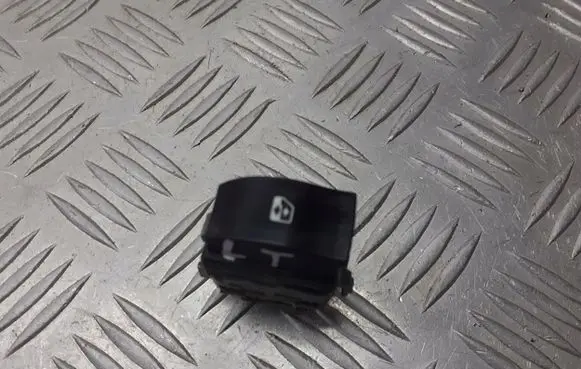 Renault Scenic II - Grand scenic II Electric window control switch 28082