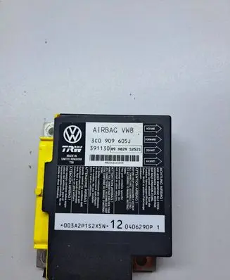 Volkswagen PASSAT B6 Airbag control unit/module 3C0909605J 391130