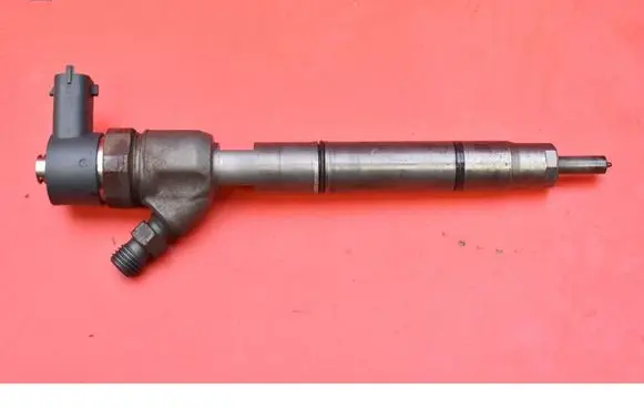 Fuel injector