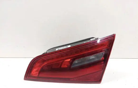 Audi A3 S3 8V Tailgate rear/tail lights 8V4945094A 000081110202504 81098005