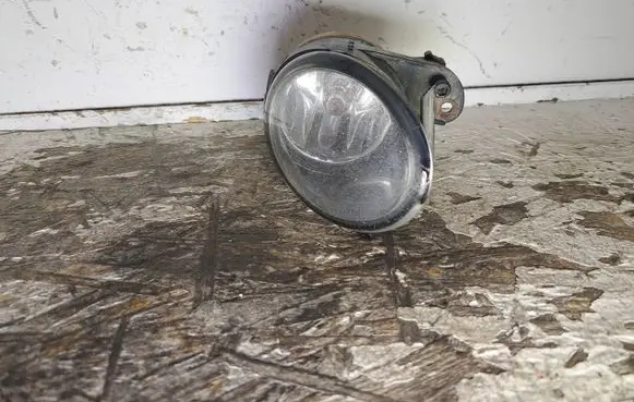Volkswagen PASSAT B6 Front fog light 27129300