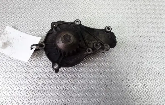 Ford Focus Water pump 26739300