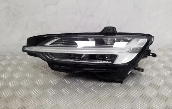 Volvo V60 Headlight/headlamp 22025905