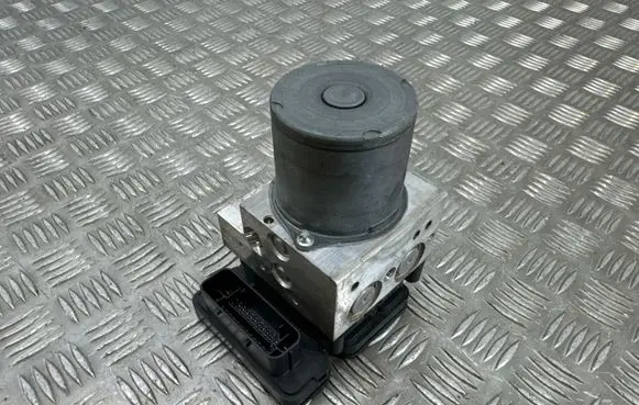 BMW 5 F10 F11 ABS Pump 6853400
