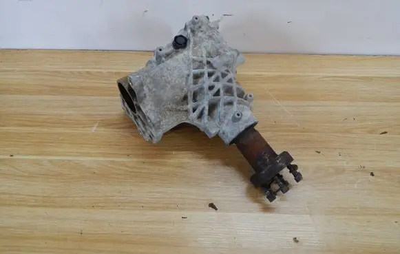 Volvo XC60 Gearbox transfer box case 31437651 T3740734 P31437651