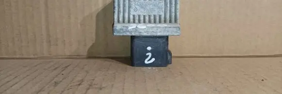 Nissan Almera Tino Glow plug pre-heat relay 7700115078 BED712