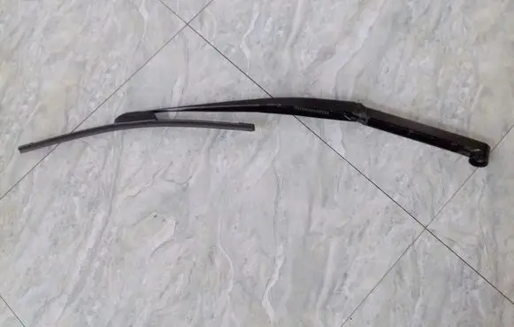 Subaru Legacy Front wiper blade arm 16611