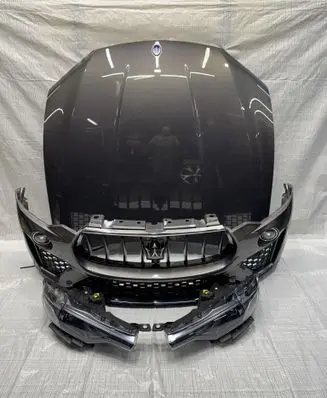 Maserati Levante Front piece kit 