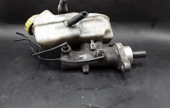 Volkswagen Transporter - Caravelle T5 Master brake cylinder 7H0611303A 7H0611303 03350884901