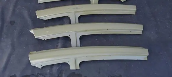 Tesla Model 3 Pillar (middle) 1073735-S0-M tesla 3 słupek poszycie dachu prawe lewe 1073735-S0-M