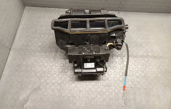 BMW X3 E83 Interior heater climate box assembly 3452741