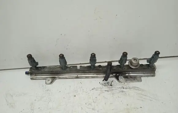 Volvo V70 Fuel injectors set 9186060 0280155830 9186836