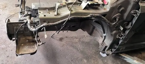Fiat Freemont Front quarter panel 37A