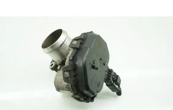 Ford Kuga II Throttle body valve 9807238580