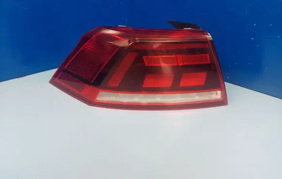 Volkswagen PASSAT B8 Rear/tail lights 3G5945095E