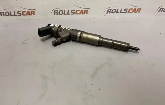 BMW 5 E60 E61 Fuel injector 7794652