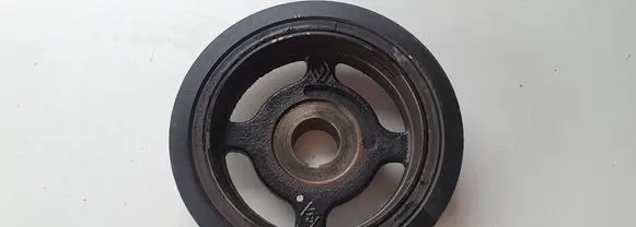 Nissan Pulsar Crankshaft pulley C47061