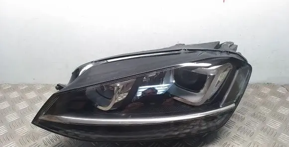 Volkswagen Golf VII Headlight/headlamp 8K0941597B
