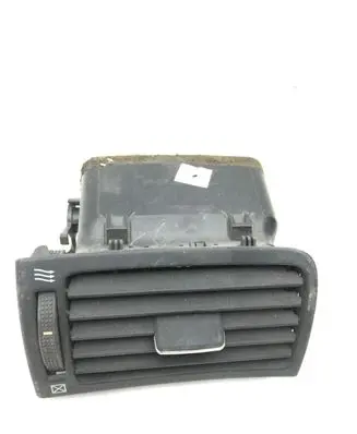 Toyota Avensis T250 Dashboard side air vent grill/cover trim