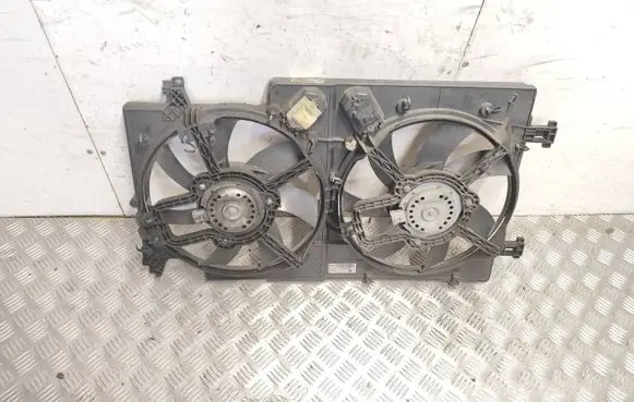 Opel Meriva B Radiator set 13344082 Z8210001 0003391