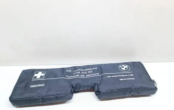 BMW 5 F10 F11 First aid kit 8270015