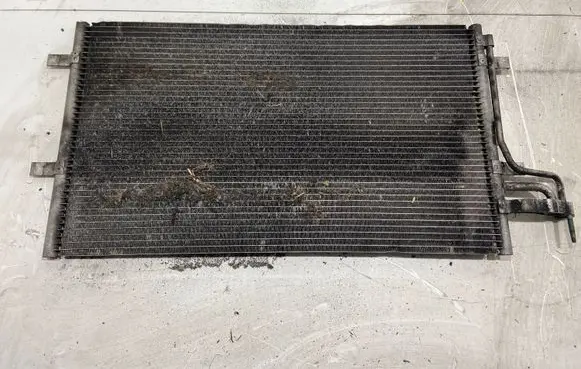 Ford Focus A/C cooling radiator (condenser)