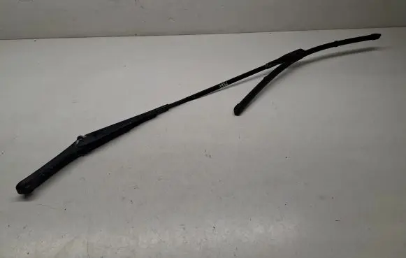 Audi A5 Front wiper blade arm 8W1955408