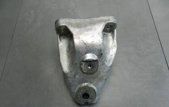 Volkswagen Phaeton Engine mounting bracket 3D0199308A